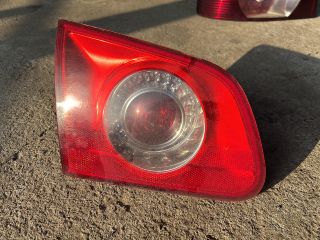 bontott VW PASSAT B6 Bal Belső Hátsó Lámpa