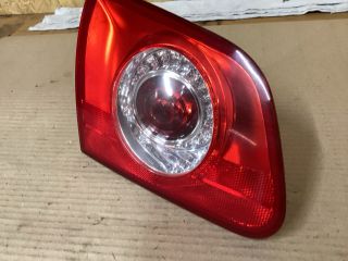 bontott VW PASSAT B6 Bal Belső Hátsó Lámpa