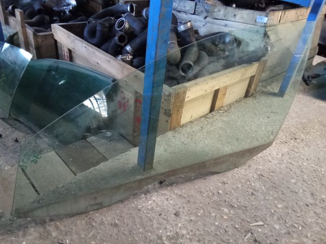 bontott VW PASSAT B6 Bal első Ablak