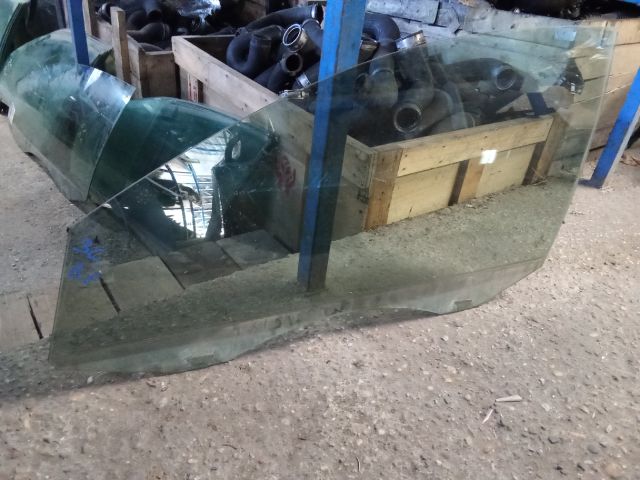 bontott VW PASSAT B6 Bal első Ablak