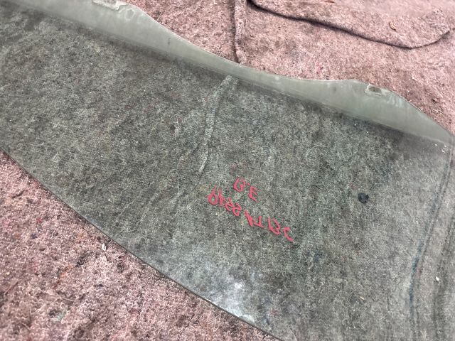 bontott VW PASSAT B6 Bal első Ablak