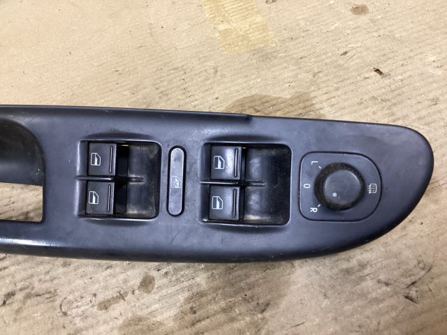 bontott VW PASSAT B6 Bal első Ablakemelő Kapcsoló
