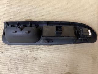 bontott VW PASSAT B6 Bal első Ablakemelő Kapcsoló