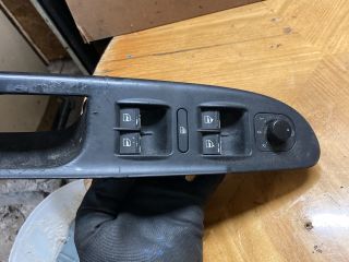 bontott VW PASSAT B6 Bal első Ablakemelő Kapcsoló