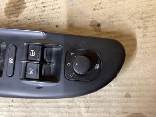 bontott VW PASSAT B6 Bal első Ablakemelő Kapcsoló