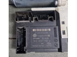 bontott VW PASSAT B6 Bal első Ablakemelő Motor