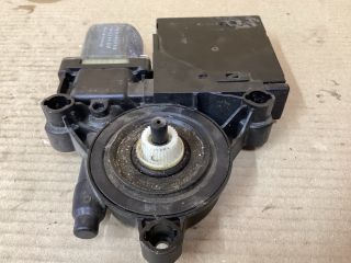 bontott VW PASSAT B6 Bal első Ablakemelő Motor