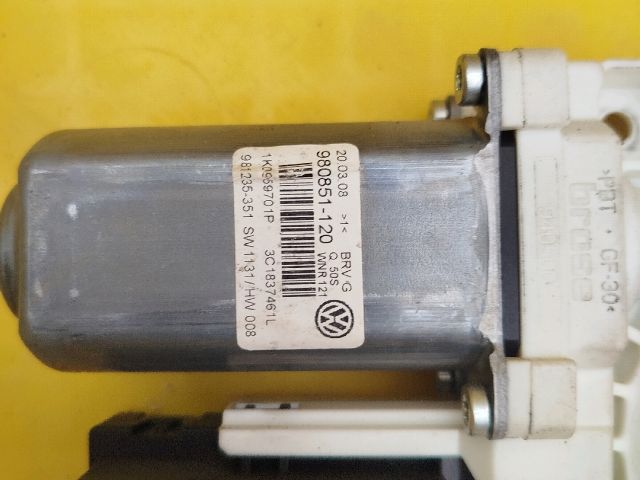 bontott VW PASSAT B6 Bal első Ablakemelő Motor