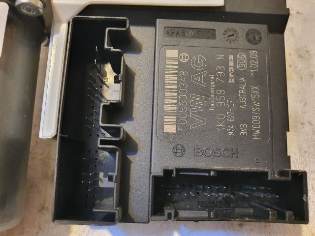 bontott VW PASSAT B6 Bal első Ablakemelő Motor