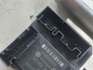 bontott VW PASSAT B6 Bal első Ablakemelő Motor