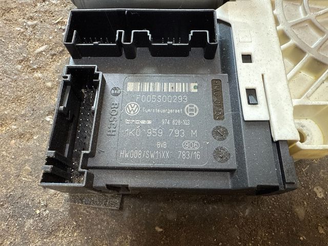 bontott VW PASSAT B6 Bal első Ablakemelő Motor