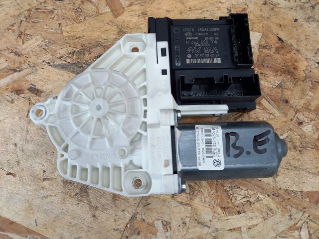 bontott VW PASSAT B6 Bal első Ablakemelő Motor