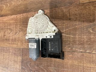bontott VW PASSAT B6 Bal első Ablakemelő Motor