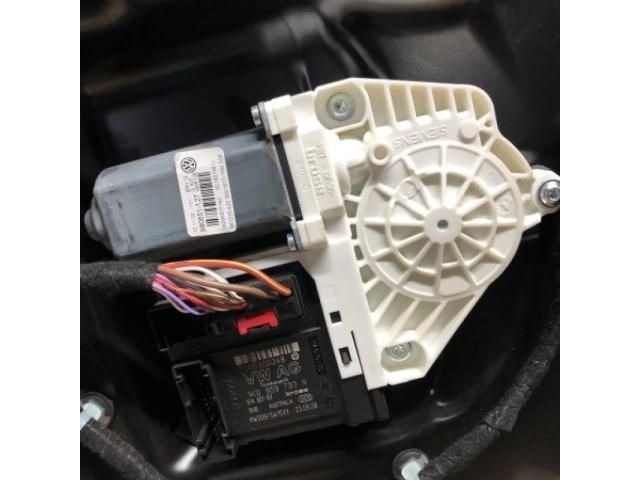 bontott VW PASSAT B6 Bal első Ablakemelő Motor