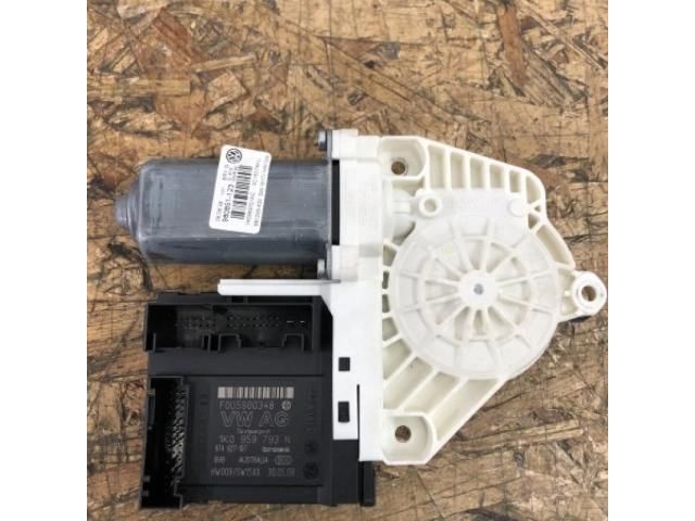 bontott VW PASSAT B6 Bal első Ablakemelő Motor