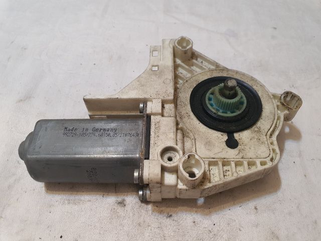 bontott VW PASSAT B6 Bal első Ablakemelő Motor