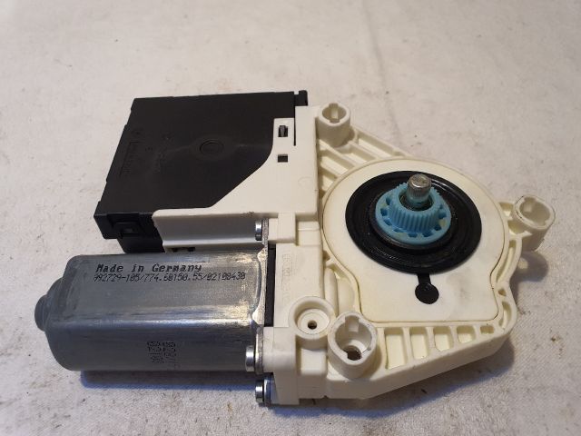 bontott VW PASSAT B6 Bal első Ablakemelő Motor