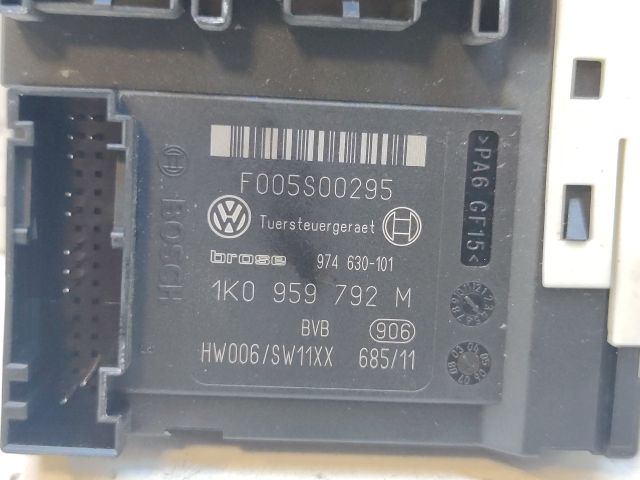 bontott VW PASSAT B6 Bal első Ablakemelő Motor