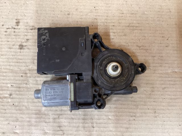 bontott VW PASSAT B6 Bal első Ablakemelő Motor