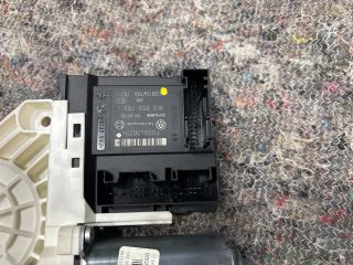 bontott VW PASSAT B6 Bal első Ablakemelő Motor