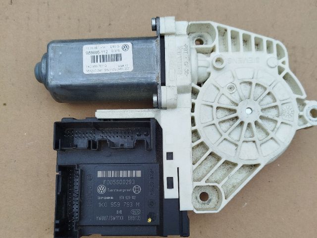 bontott VW PASSAT B6 Bal első Ablakemelő Motor