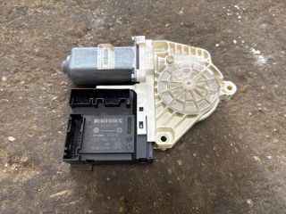 bontott VW PASSAT B6 Bal első Ablakemelő Motor