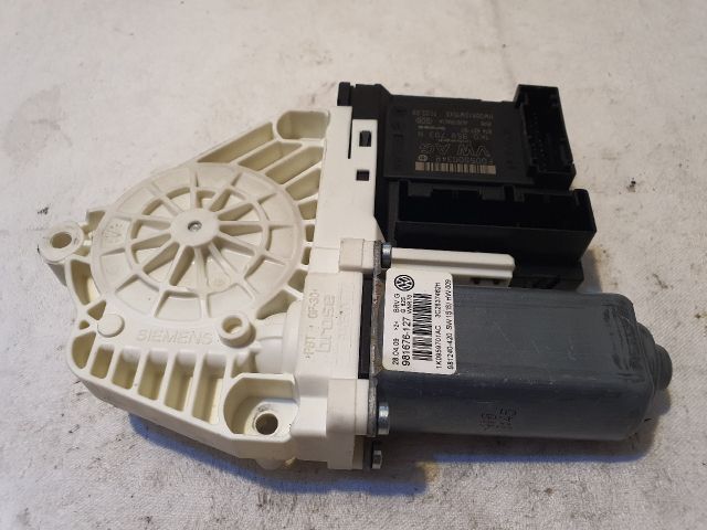 bontott VW PASSAT B6 Bal első Ablakemelő Motor