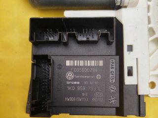 bontott VW PASSAT B6 Bal első Ablakemelő Motor