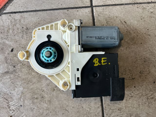 bontott VW PASSAT B6 Bal első Ablakemelő Motor