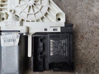 bontott VW PASSAT B6 Bal első Ablakemelő Motor