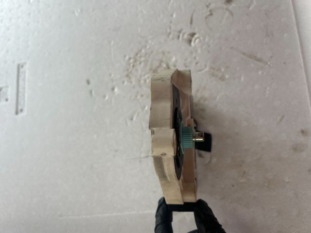 bontott VW PASSAT B6 Bal első Ablakemelő Motor