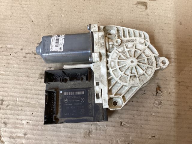 bontott VW PASSAT B6 Bal első Ablakemelő Motor