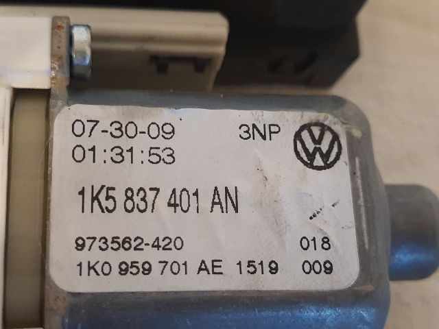 bontott VW PASSAT B6 Bal első Ablakemelő Motor