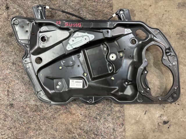 bontott VW PASSAT B6 Bal első Ablakemelő Szerkezet (Elektromos)