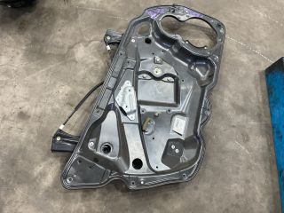 bontott VW PASSAT B6 Bal első Ablakemelő Szerkezet (Elektromos)