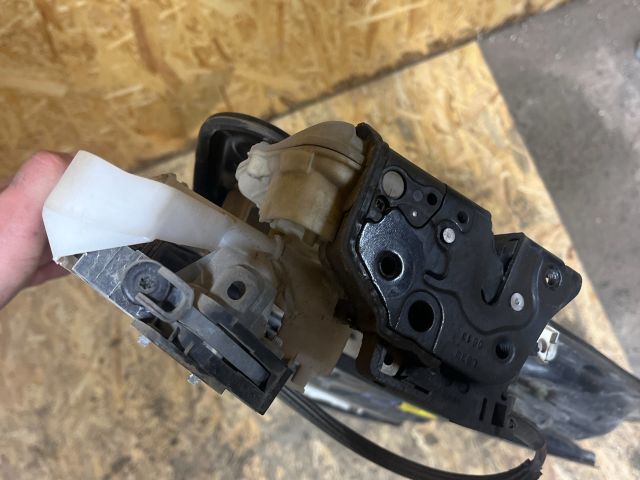 bontott VW PASSAT B6 Bal első Ablakemelő Szerkezet (Elektromos)