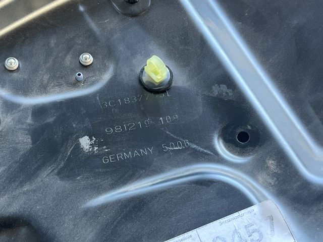 bontott VW PASSAT B6 Bal első Ablakemelő Szerkezet (Elektromos)