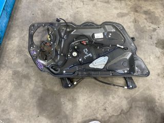 bontott VW PASSAT B6 Bal első Ablakemelő Szerkezet (Elektromos)