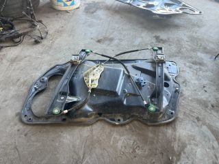 bontott VW PASSAT B6 Bal első Ablakemelő Szerkezet (Elektromos)