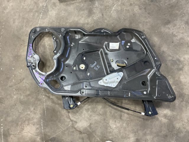 bontott VW PASSAT B6 Bal első Ablakemelő Szerkezet (Elektromos)