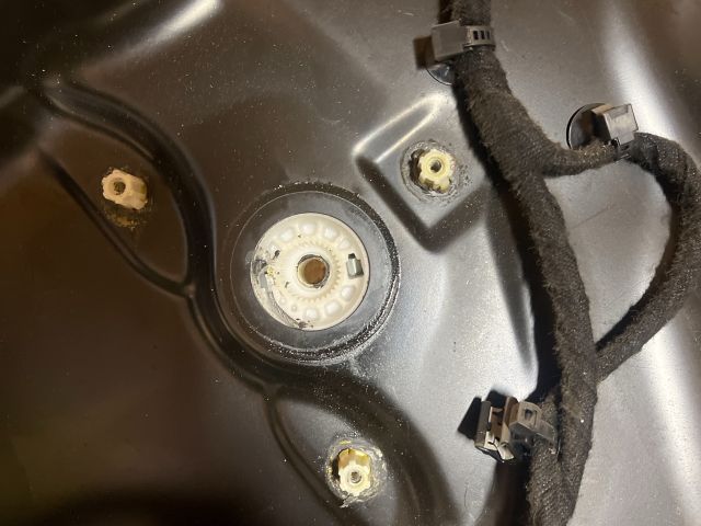 bontott VW PASSAT B6 Bal első Ablakemelő Szerkezet (Elektromos)