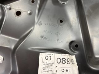bontott VW PASSAT B6 Bal első Ablakemelő Szerkezet (Elektromos)