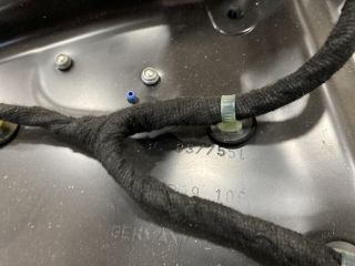 bontott VW PASSAT B6 Bal első Ablakemelő Szerkezet (Elektromos)