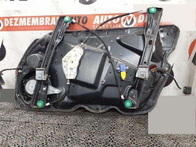 bontott VW PASSAT B6 Bal első Ablakemelő Szerkezet (Elektromos)