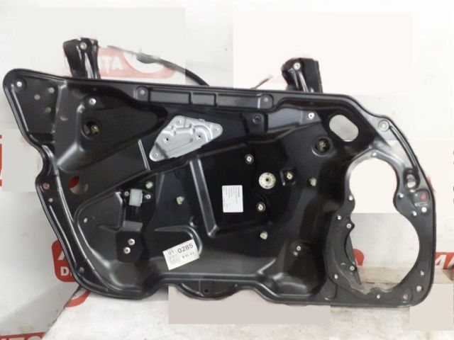 bontott VW PASSAT B6 Bal első Ablakemelő Szerkezet (Elektromos)