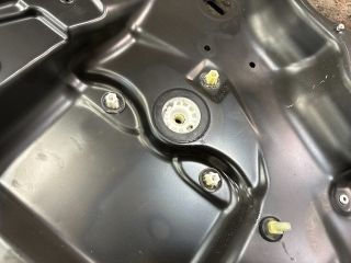 bontott VW PASSAT B6 Bal első Ablakemelő Szerkezet (Elektromos)