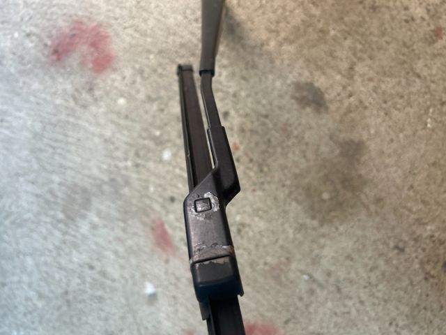 bontott VW PASSAT B6 Bal első Ablaktörlő Kar