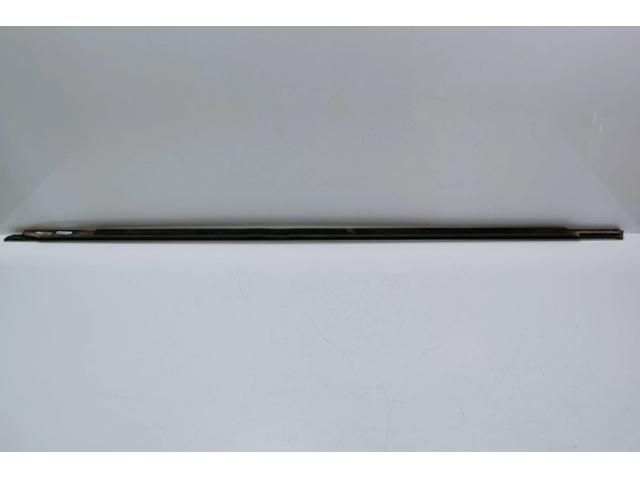 bontott VW PASSAT B6 Bal első Ajtó Díszléc