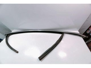 bontott VW PASSAT B6 Bal első Ajtó Díszléc