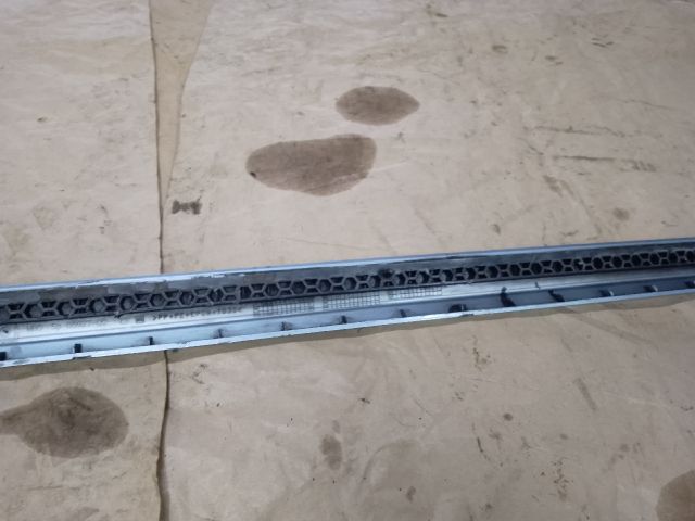 bontott VW PASSAT B6 Bal első Ajtó Díszléc